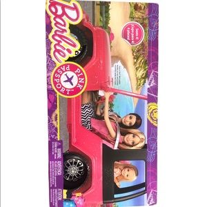 BRAHD NEW IN BOX barbie car jeep!!!